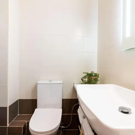 Harry Sea Side Family Apartment, Appartement Gerakini
