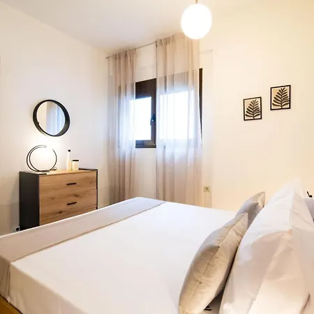 Daire Harry Sea Side Family Apartment,