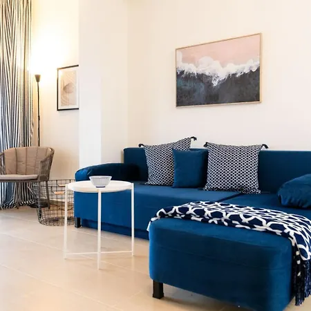Harry Sea Side Family Apartment,