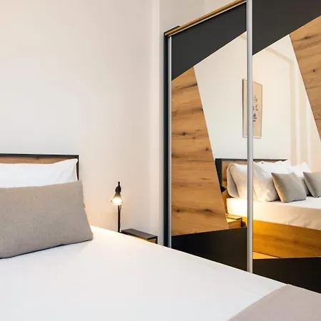 Harry Sea Side Family Apartment, Γερακινή