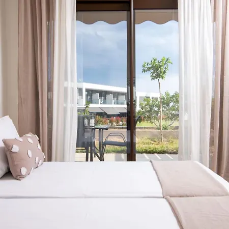 Harry Sea Side Family Apartment, Γερακινή
