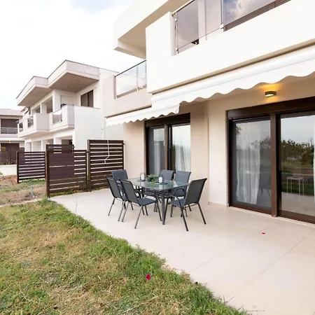 Διαμέρισμα Harry Sea Side Family Apartment,